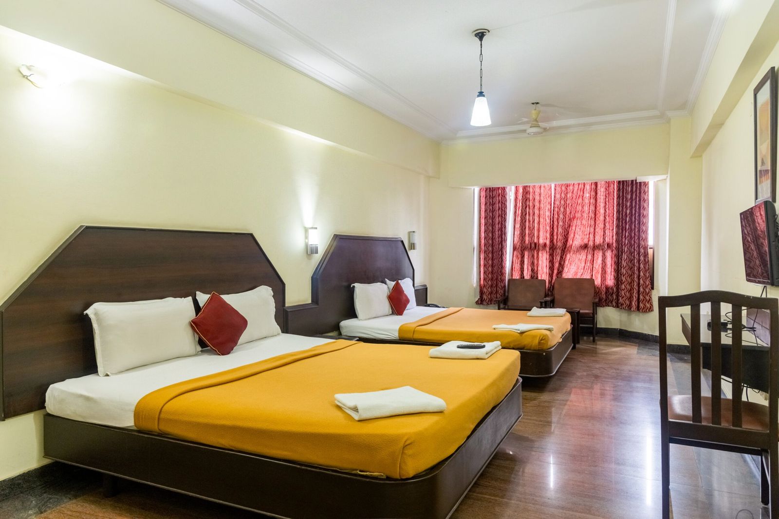 Non AC Room for 4 guests at Binani Bhawan Jatipura near Govardhan Parikrama
